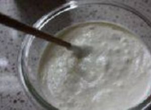 制作轻芝士蛋糕里的原味酸奶可以用酸奶油代替吗 等量吗